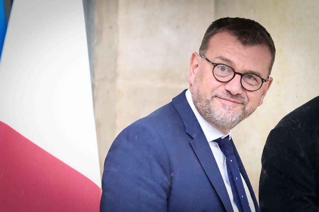 découvrez une carte détaillée d'annecy, incluant un guide complet de la ville et de ses environs pour faciliter vos déplacements et explorer les attractions locales.