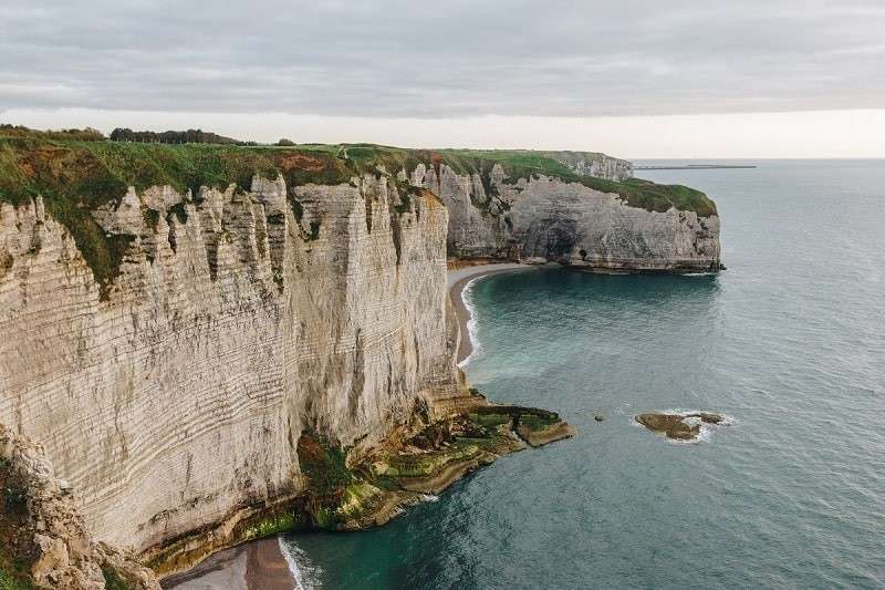découvrez nos idées pour un week-end romantique en normandie : escapades idylliques, paysages charmants et moments inoubliables à deux.