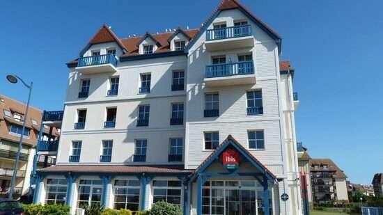 découvrez notre hôtel tout compris en normandie, offrant confort, détente et activités variées pour un séjour inoubliable en bord de mer.