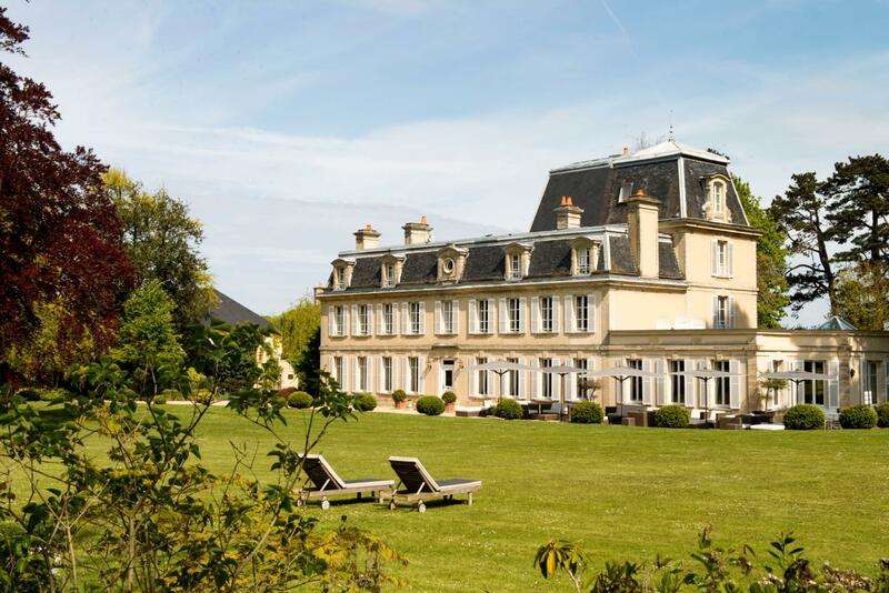 découvrez un hôtel charmant en normandie, alliant confort authentique et accueil chaleureux, idéal pour un séjour paisible au cœur de la région.