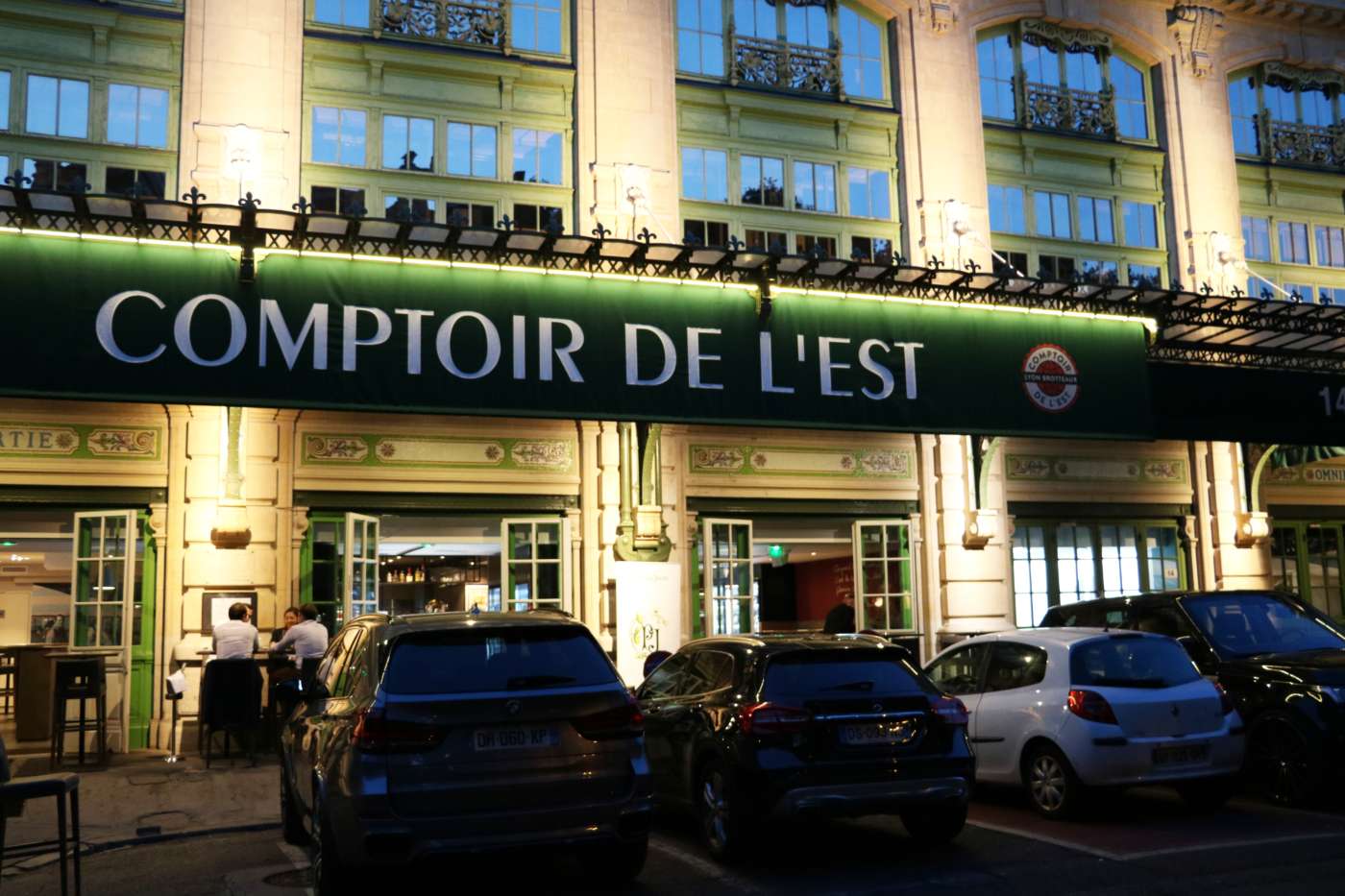 découvrez l'histoire riche et les spécialités uniques du comptoir de l'est, un lieu emblématique qui célèbre les saveurs authentiques de l'est de la france.