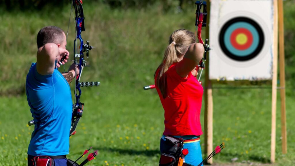 découvrez l'art du tir à l'arc, une activité alliant précision, concentration et tradition. apprenez les techniques essentielles pour débutants et passionnés d'archerie.