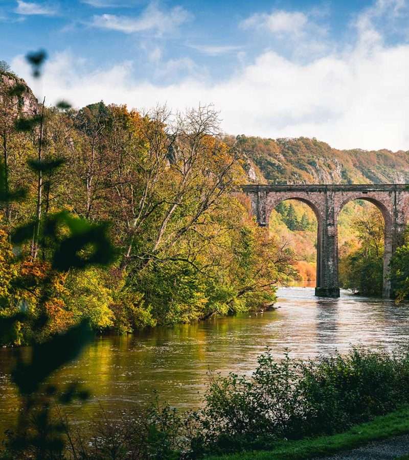 découvrez le norman switzerland tour, une aventure unique à travers les paysages pittoresques de suisse normande, idéale pour les amateurs de randonnée, vélo et nature.